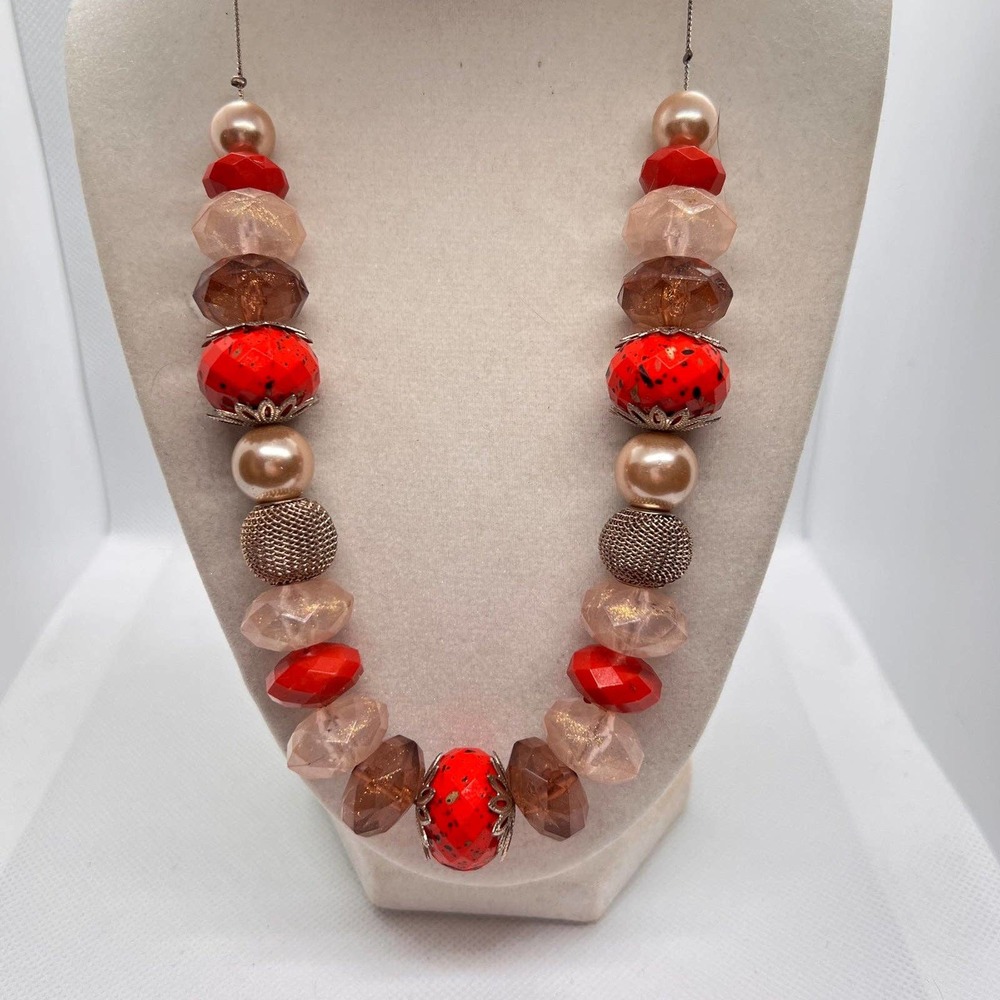 NY & Co New York & Company Mixed Media Necklace Metal Acrylic Faceted Beads
